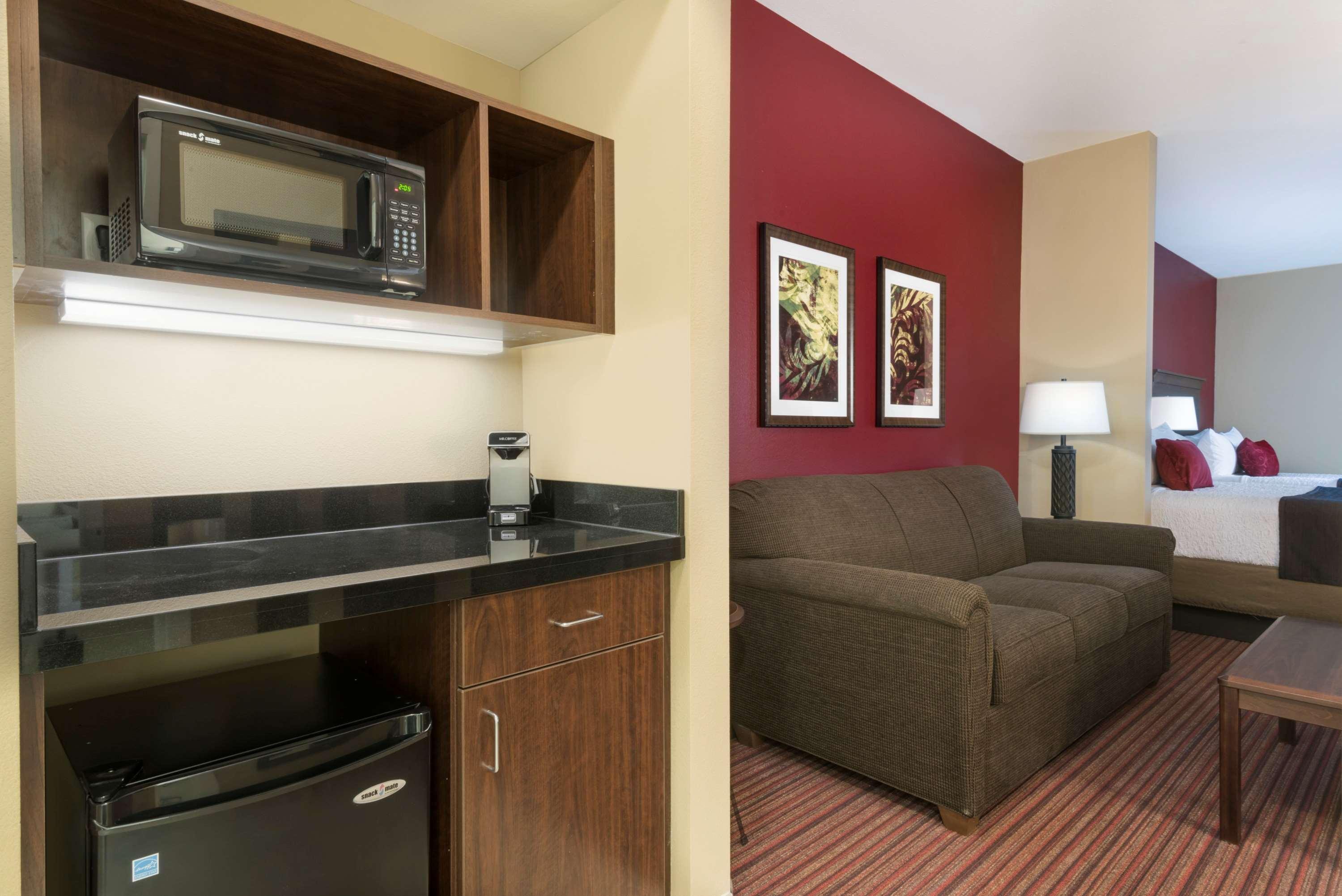Best Western Plus Hudson Hotel & Suites Eksteriør billede