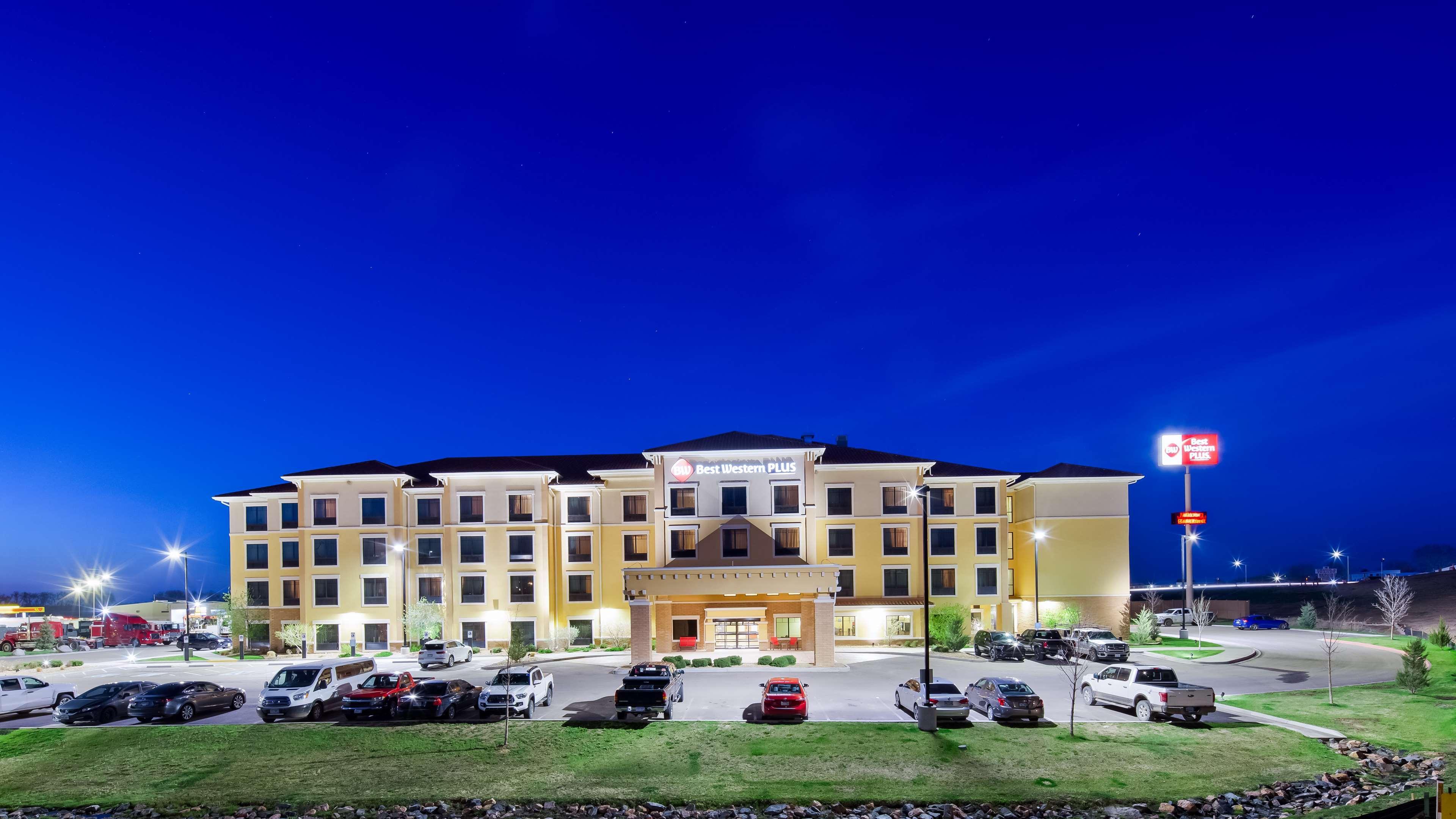Best Western Plus Hudson Hotel & Suites Eksteriør billede