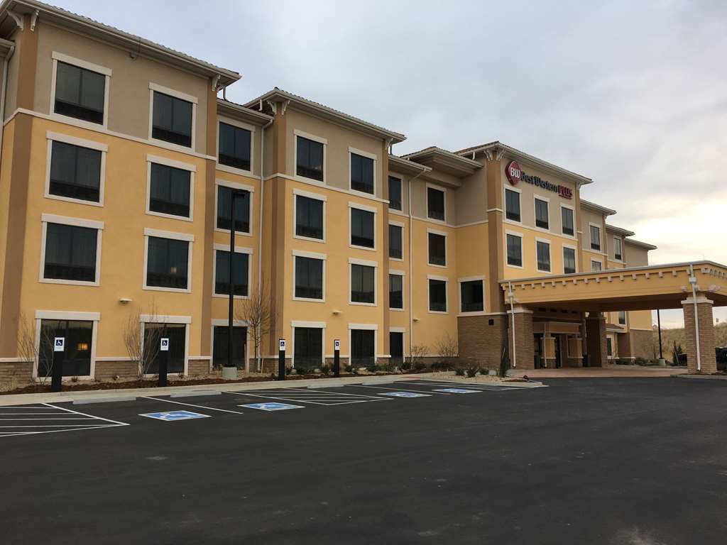 Best Western Plus Hudson Hotel & Suites Eksteriør billede